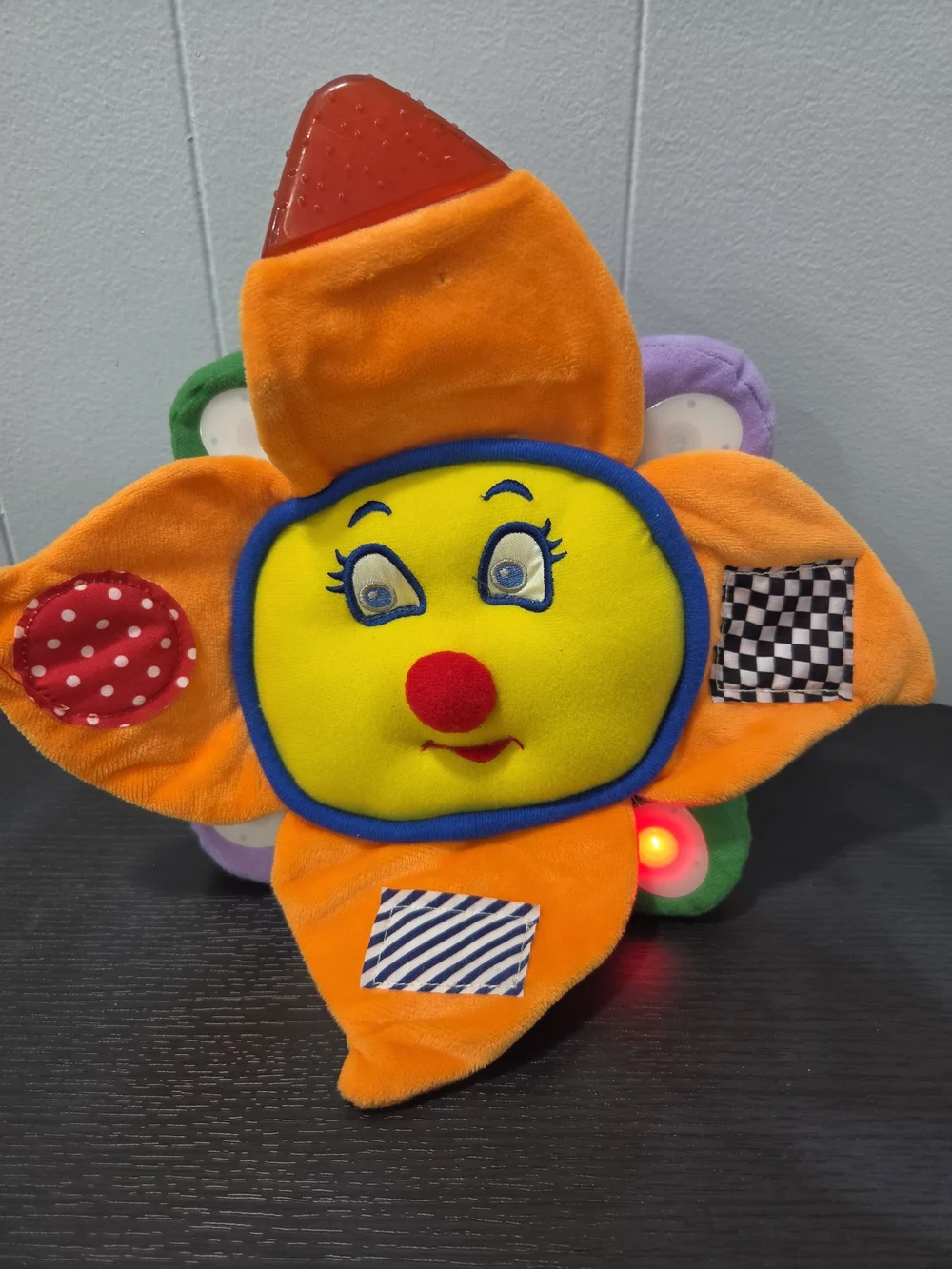 Neurosmith/Small World Toys Sunshine Symphony Developmental Infant Musical Plush